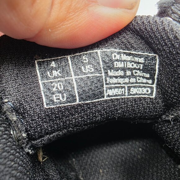 Dr. Martens Toddlers Size 5 Black Boots Walking Casual Outdoors Going Out - Picture 7 of 13